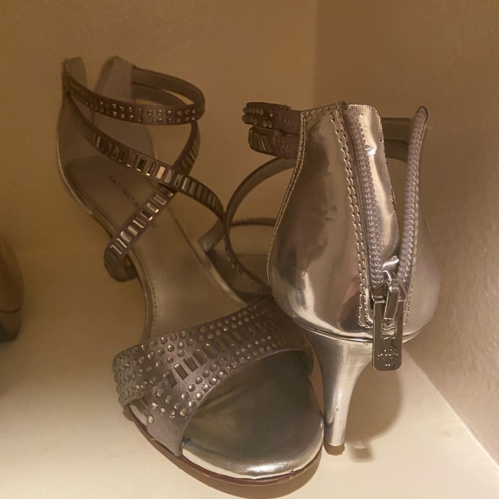 Antonio Melani Silver criss cross ankle open-toe Sandals